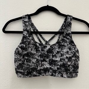 Lululemon White Black Print Energy Yoga Strappy Bra Size 4